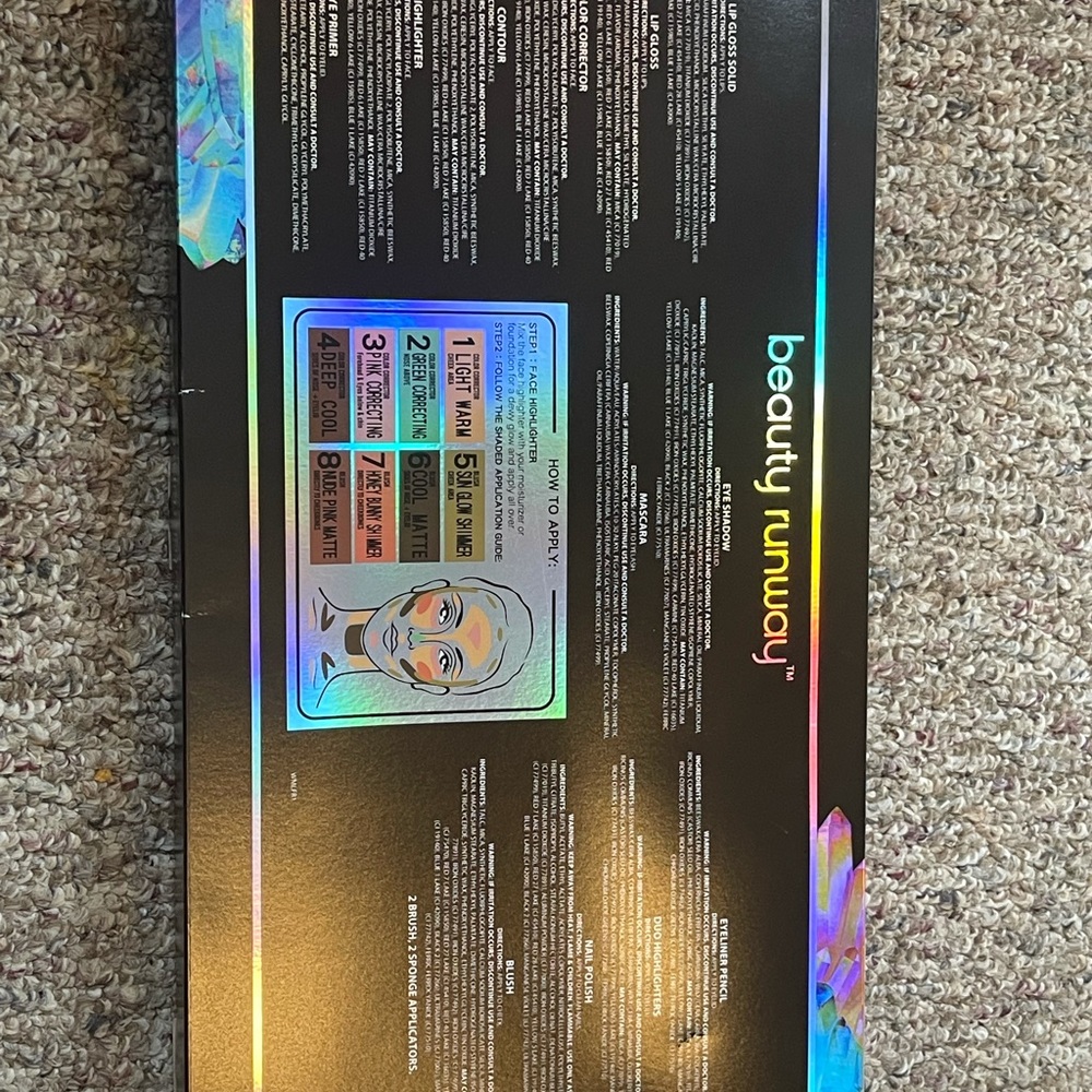 Makeup set - Picture 2 of 2